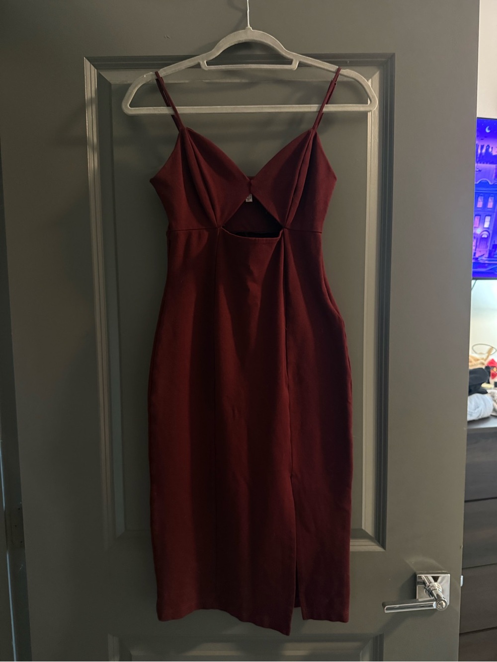 Socialite - Women’s Burgundy Spaghetti Strap Midi Dress
